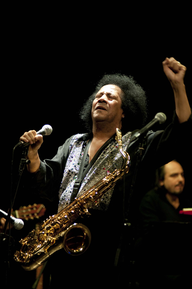 Lamezia: Continua rassegna Jazz con il sax di James Senese