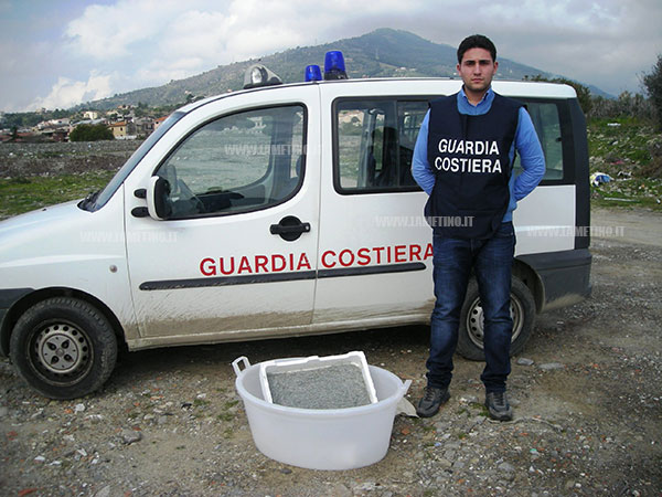 Calabria: Guardia costiera sequestra 20 chili di bianchetto