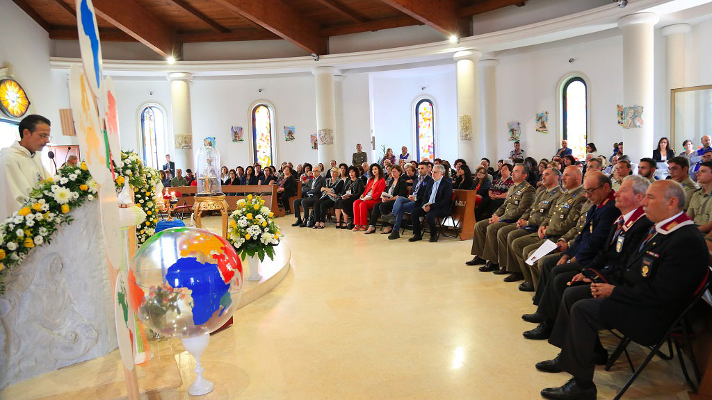 Lamezia, le spoglie di Papa Giovanni nella sede del reggimento Sirio 