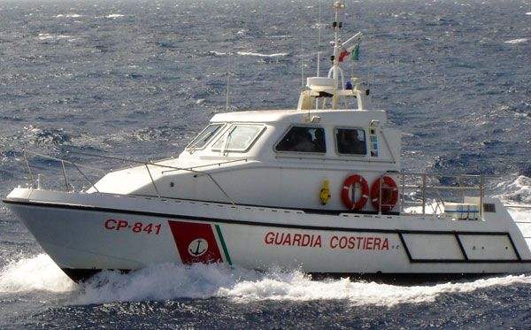 Soccorse a Cariati due bagnanti dalla guardia costiera