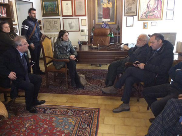 Sopralluogo-deputati-pd-viadotto-a3-4.jpg