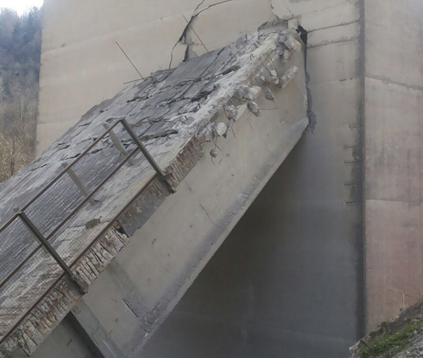 Gentile (Ncd): Crollo viadotto A3, inaccettabile riapertura autostrada a Settembre