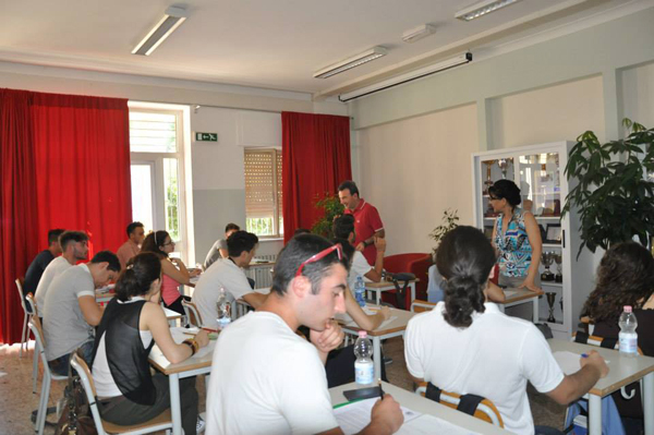 Speranza-e-i-maturandi-2013.jpg