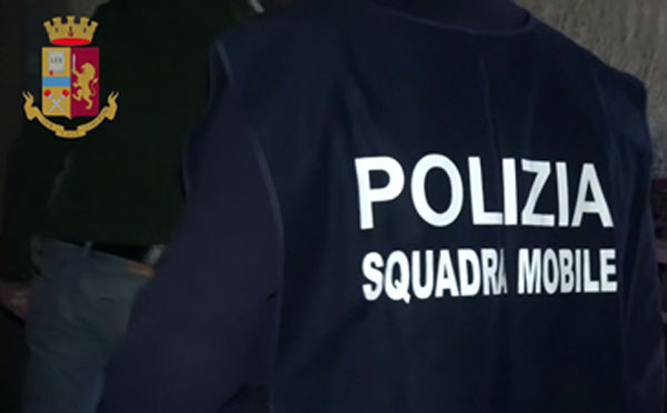Migranti, fermati nel Reggino 9 presunti scafisti