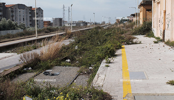 Stazione-Sambase-degrado-marz-2015-1.jpg