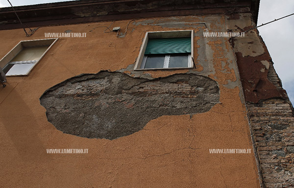 Stazione-Sambase-degrado-marz-2015-3.jpg