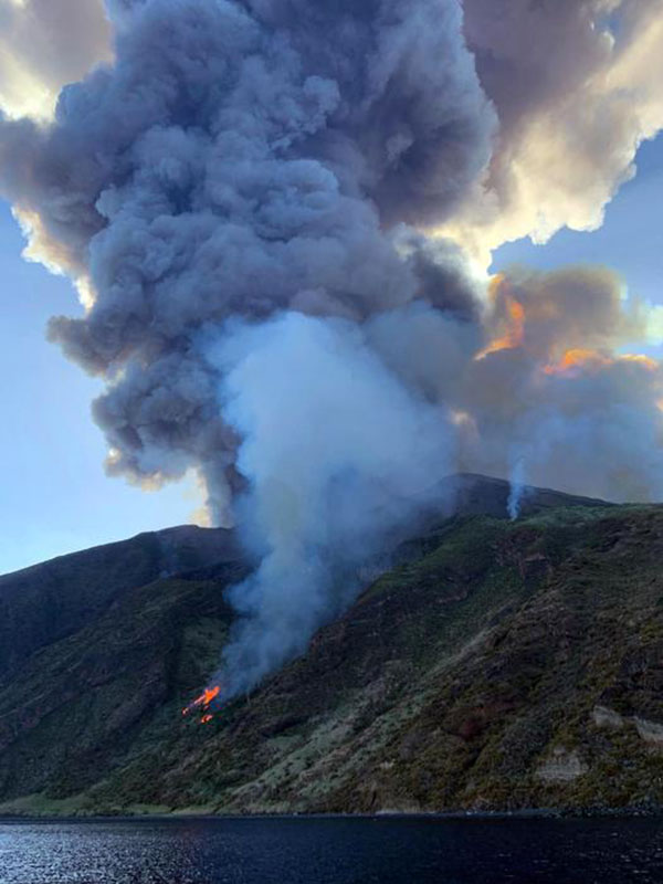 Stromboli2-03072019.jpg.jpg
