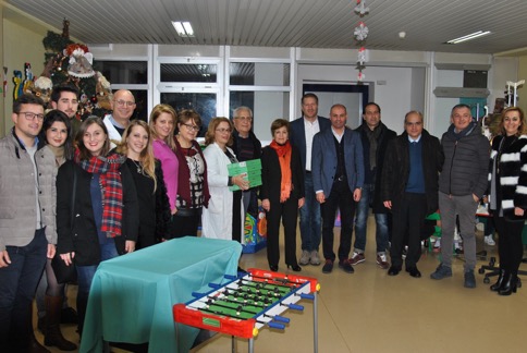 Lamezia, Aidr dona tablet ai piccoli pazienti del reparto di pediatria