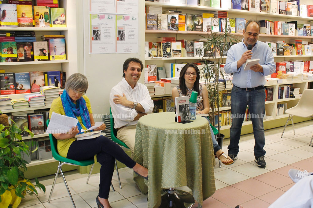 Tavella-libro-ti-ho-visto-de-ridevi-2015-4.jpg