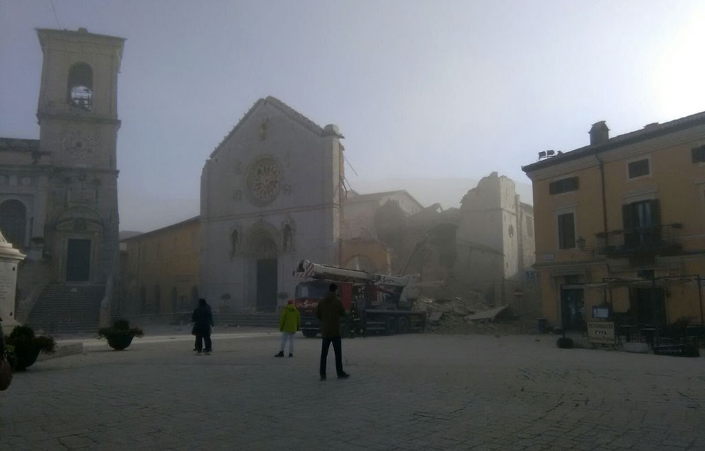 Nuova scossa di terremoto nel centro Italia, magnitudo 6.5