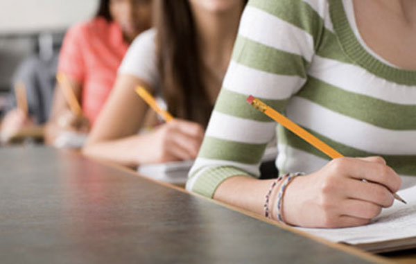 Collettivo Ri-Scossa Studentesca: “No test Invalsi per una scuola pubblica, solidale e accessibile a tutti”
