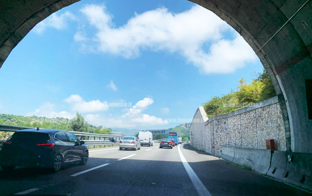 Traffico-su-a2-agosto-2023-lamezia-san-mango_a30d8_4a241_970d1.jpg