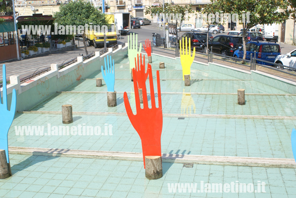 Trame-3-mani-rubate-1.jpg