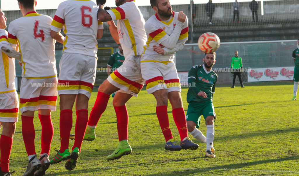 UNA-PUNIZIONE-DI-CURCIO-vigor.jpg