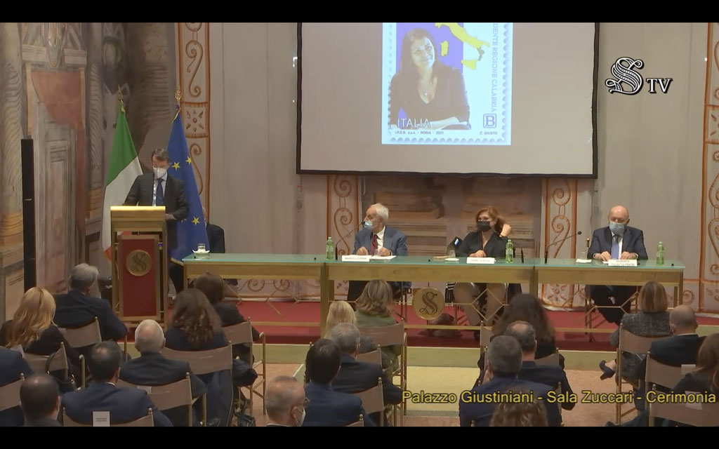 Un-momento-della-presentazione-del-francobollo-presso-il-Senato-della-Repubblica_44ee4.jpg