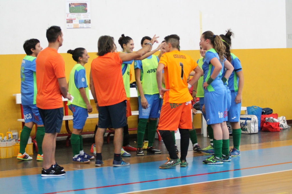 Calcio a 5, esordio in casa domani per la Royal contro l'Afragirl