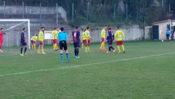 Una-fase-di-gioco-del-match-tra-San-Fili-e-Atletico-Maida.jpg