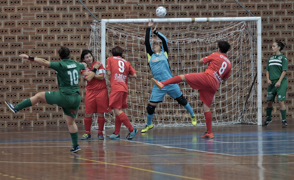 Calcio a 5 femminile, 4-3 della Royal Team al Vittoria 
