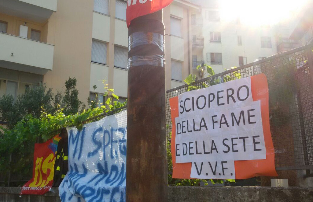 Vigili del fuoco Catanzaro in sciopero fame e sete per stabilizzazione precari