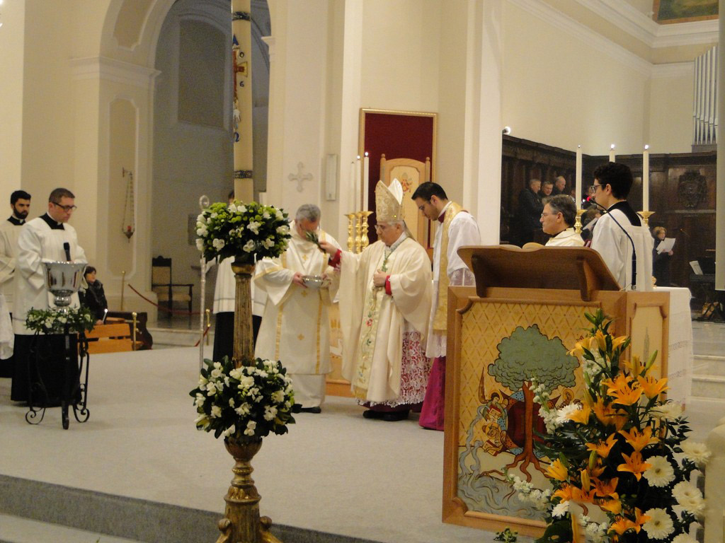 Veglia-Pasquale_-2016_2.jpg