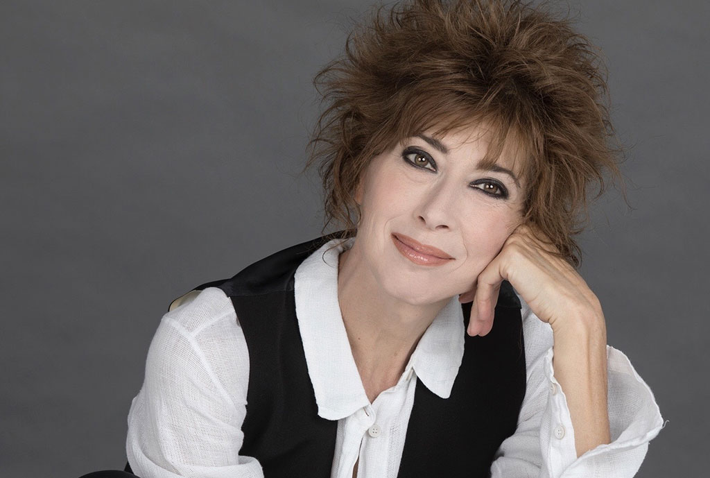 AMA Calabria, Veronica Pivetti a Catanzaro con ‘Stanno sparando sulla nostra canzone’