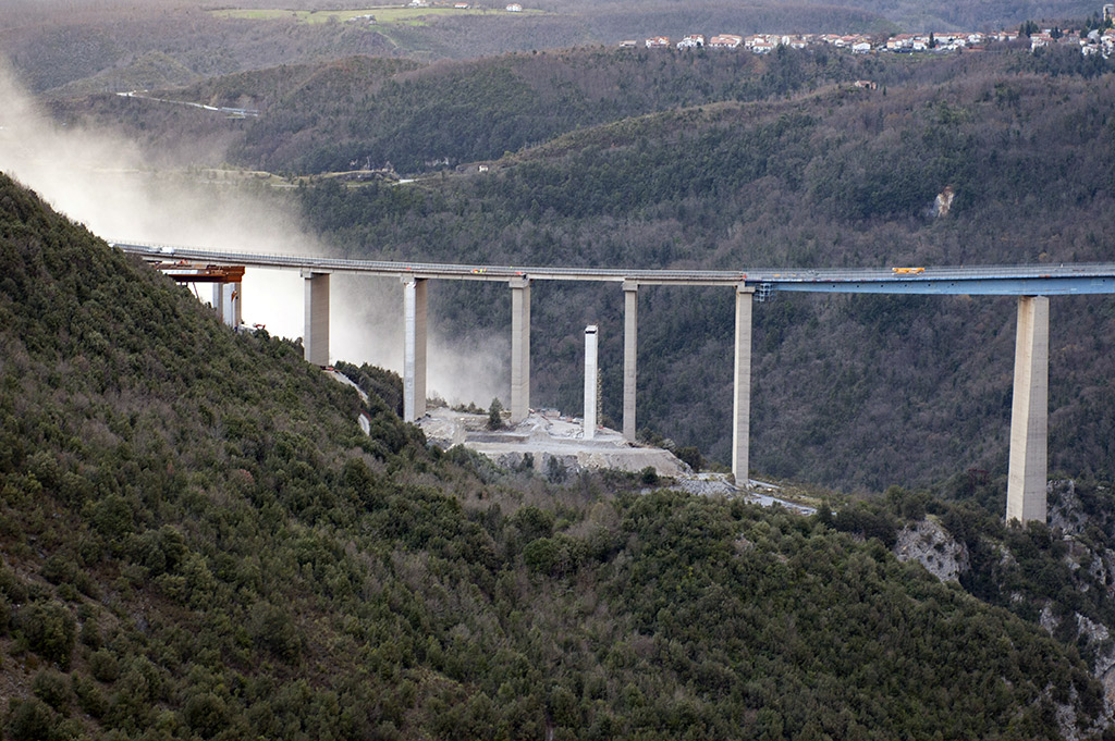 Viadotto-italia_dopo-demolizione.jpg
