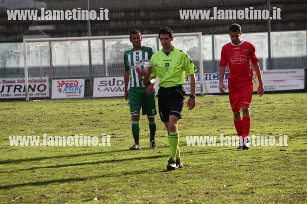 Calcio: Società Vigor Lamezia rimborsa tifosi dopo gara rinviata con il Teramo