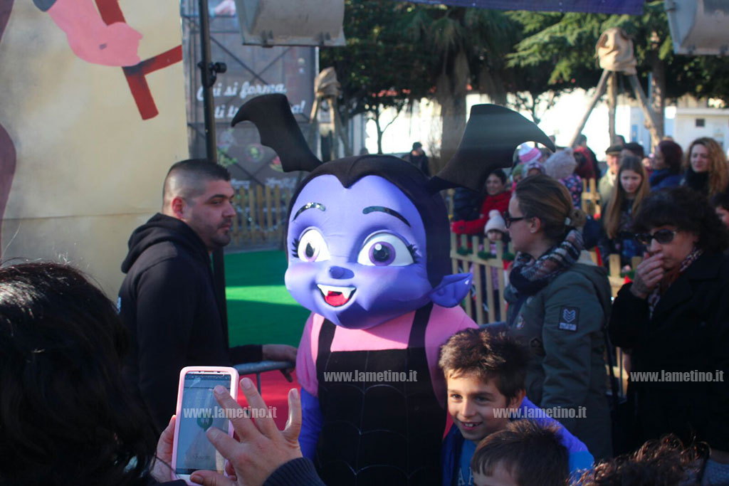 Villaggio-Befana3.jpg