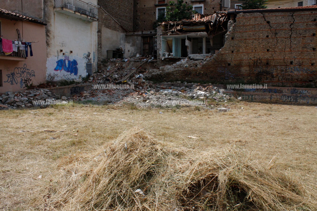Villetta-Belvedere-pulizia-luglio2015-5.jpg
