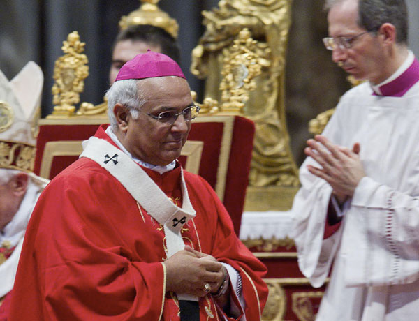 Vescovo di  Catanzaro: "Immacolata sia fonte di speranza per tutti"