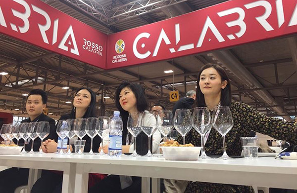 Vinitaly-terzo-giorno-090419.jpg