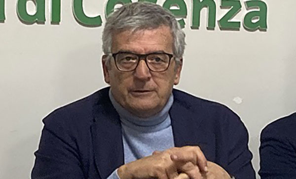 Vitaliano-De-Salazar2_93108.jpg