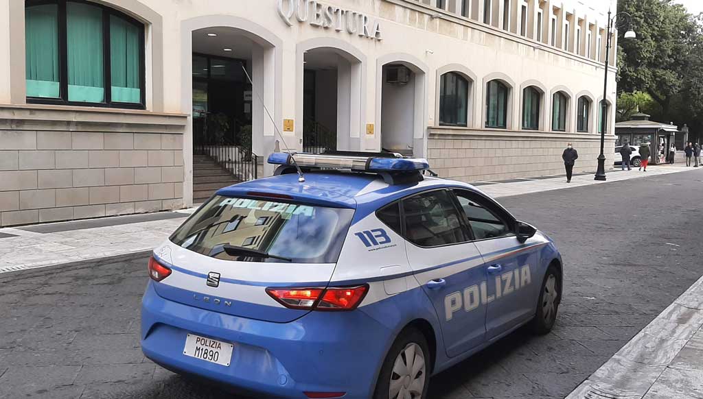 Giovane ferito a Reggio con colpo di pistola ad una gamba, indagini