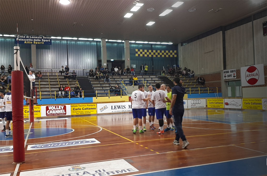 Volleynsieme: comincia bene campionato Serie C contro Corigliano, perde in Serie D contro San Giovanni in Fiore
