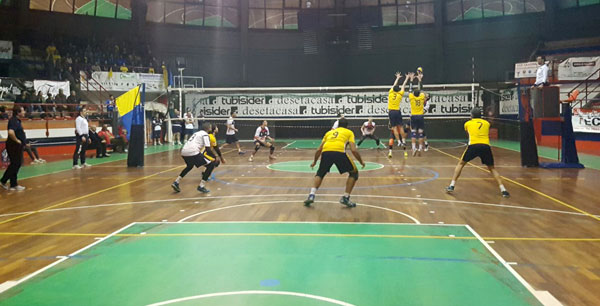 Volley, Raffaele Lamezia vince per 3 a 1 contro il Cosenza