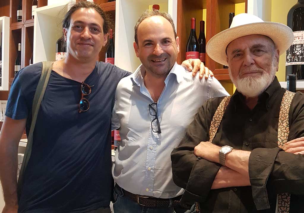 Yuval-Avital-Antonio-Statti--Michelangelo-Pistoletto-in-visita-alle-cantine-statti-72019.jpg