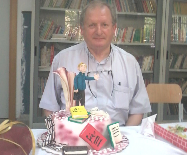 _Festa-per-il-prof-Don-Pino-Latelli-2.jpg