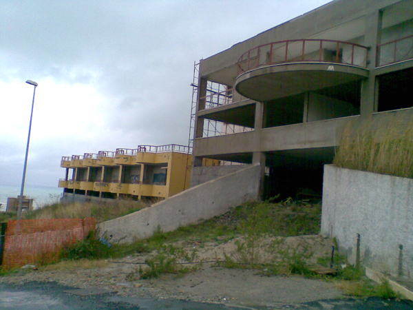 _Gdf-sequestra-beni-per-danno-a-erario-crotone4.jpg