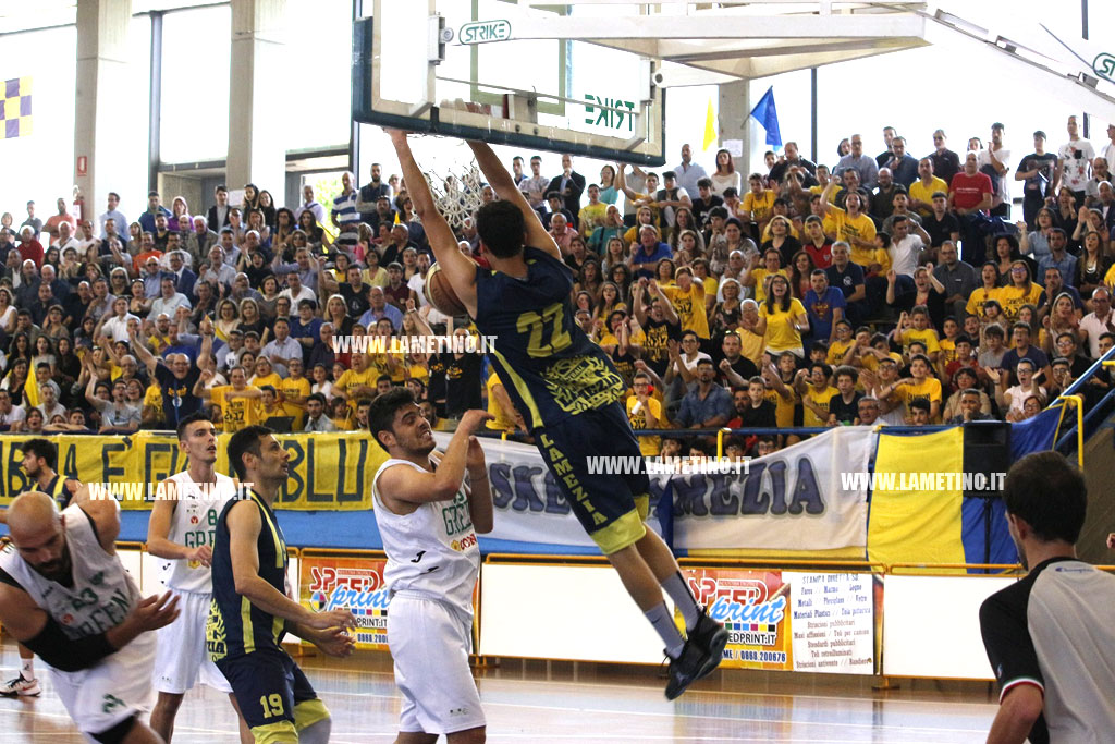Basket, Lamezia vince contro Palermo e vola al secondo posto