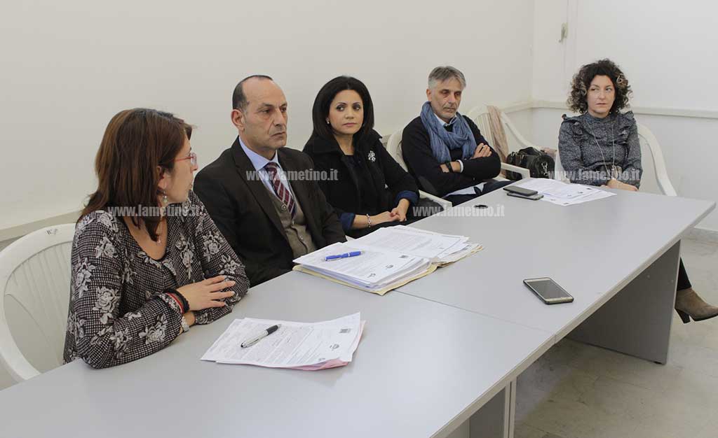 Lamezia, due dirigenti comunali in sciopero: "Pochi e senza competenze rispetto a un sovraccarico di lavoro"