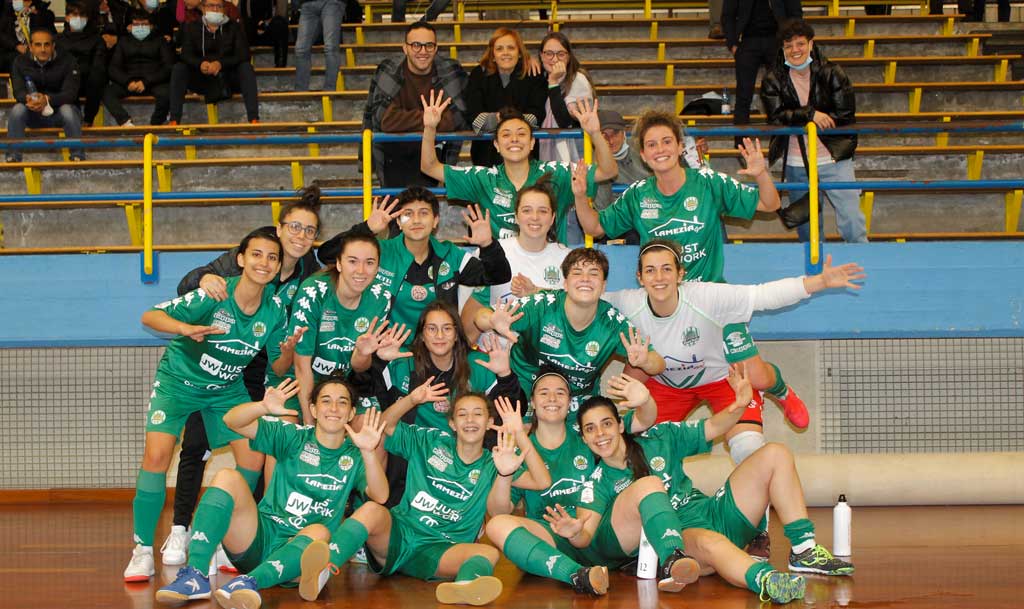 Royal Team Lamezia vince 9-1 contro la Salernitana
