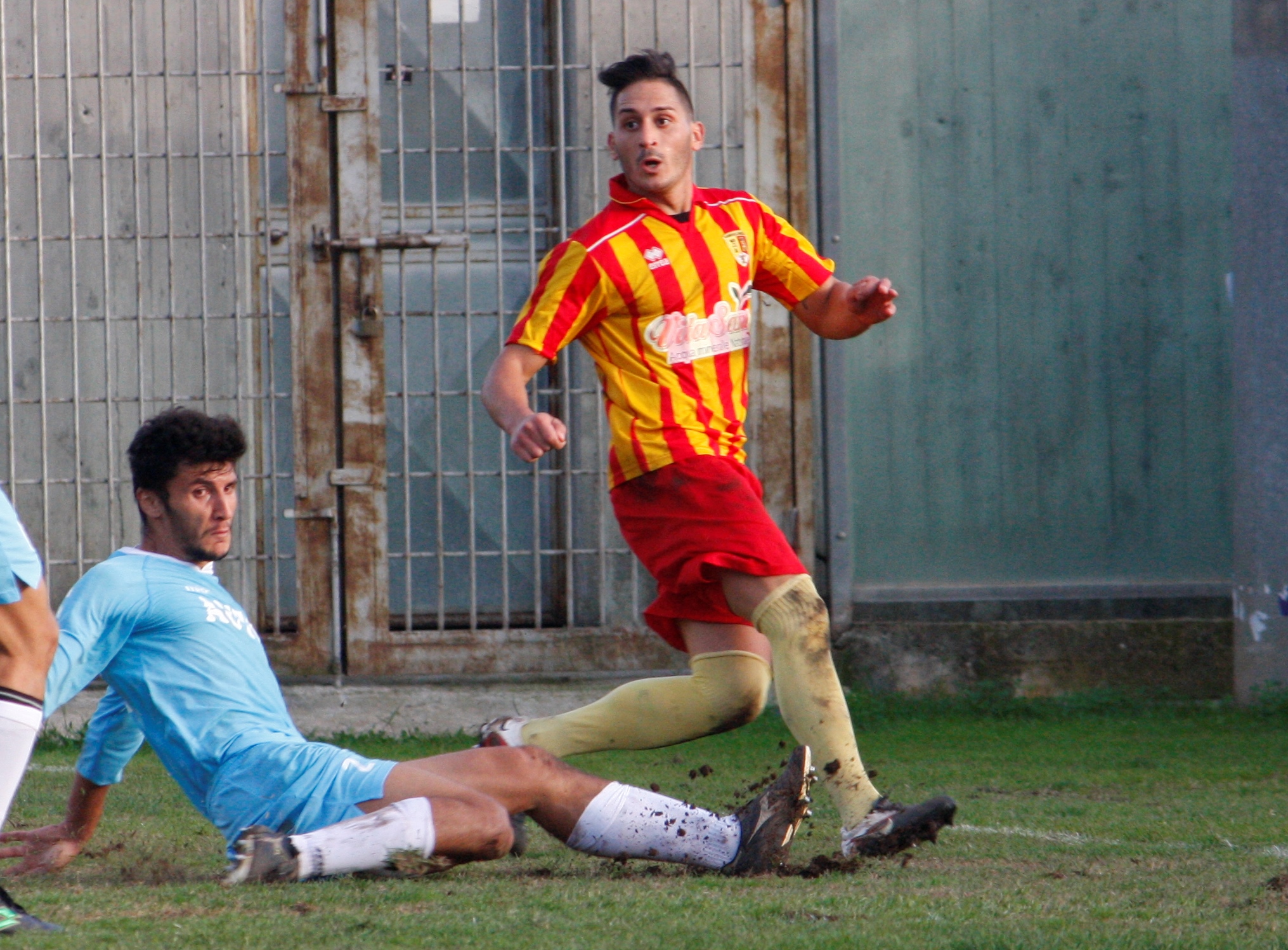 Sambiase calcio, sarà operato Percia Montani dopo scontro in campo