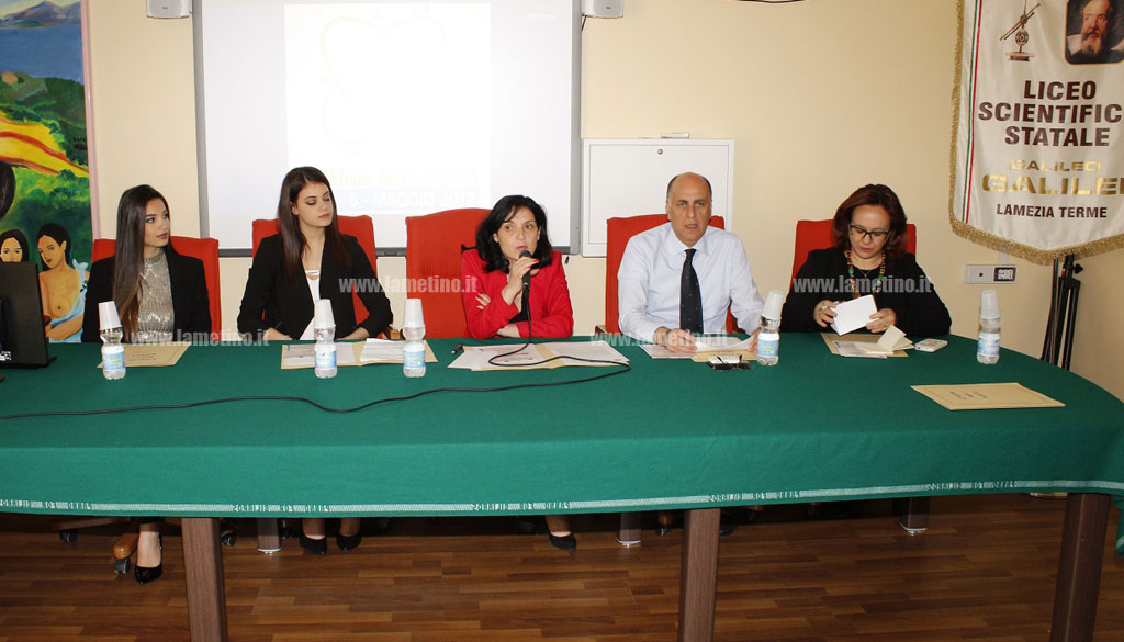 Lamezia: presentato il "Primo Festival della Scienza" al Liceo Galileo Galilei dal 4 al 6 maggio