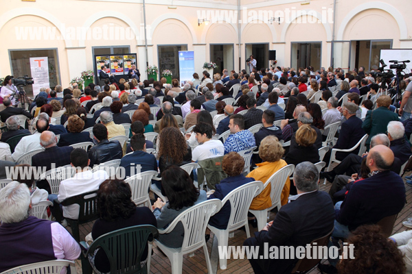 _Stella-ospite-sabato-villaggio-2014-4.jpg