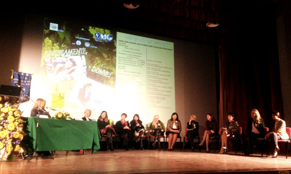 Calabria: Convegno “Diversamente, donne!” presentato al teatro Odeon