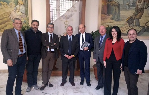 _visita-di-Lo-Bello-alla-Camera-di-Commercio-di-Cosenza.jpg