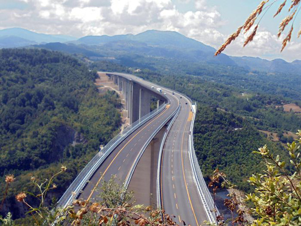 L'Autostrada del Mediterraneo alla Bit, presentato progetto per valorizzazione tesori turistici tra Basilicata e Calabria