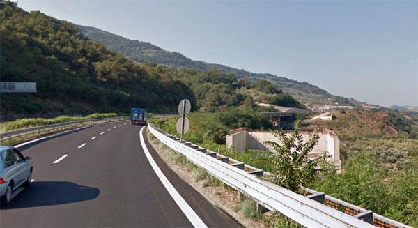 a3-san-mango-altilia-carreggiata-sud-viadotto-lavori-sospesi.jpg