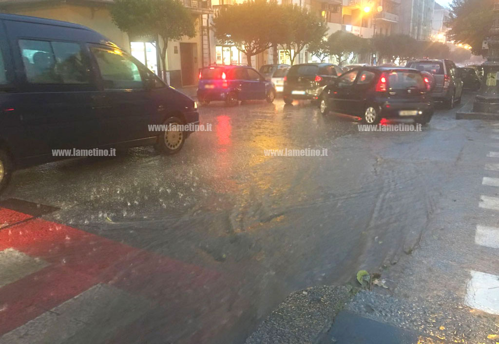 Lamezia, maltempo: questa mattina superata soglia misuratori di pioggia di livello 2