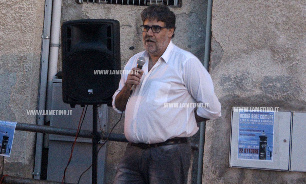 Assemblea pubblica a Falerna, Di Cello: "L’acqua deve essere esclusa da logiche di mercato"